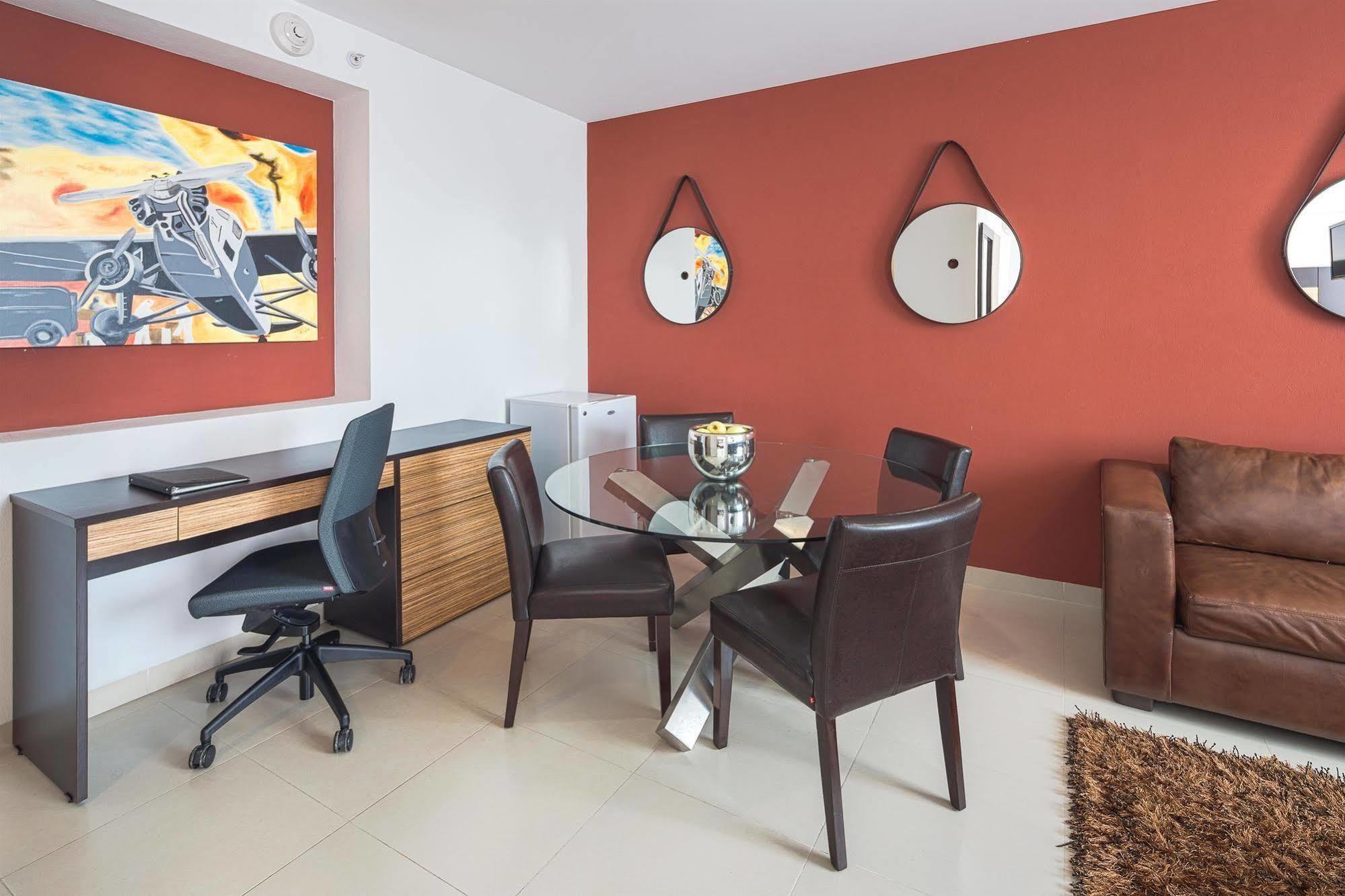 Готель Wyndham Garden Silao Bajio Aeropuerto Екстер'єр фото