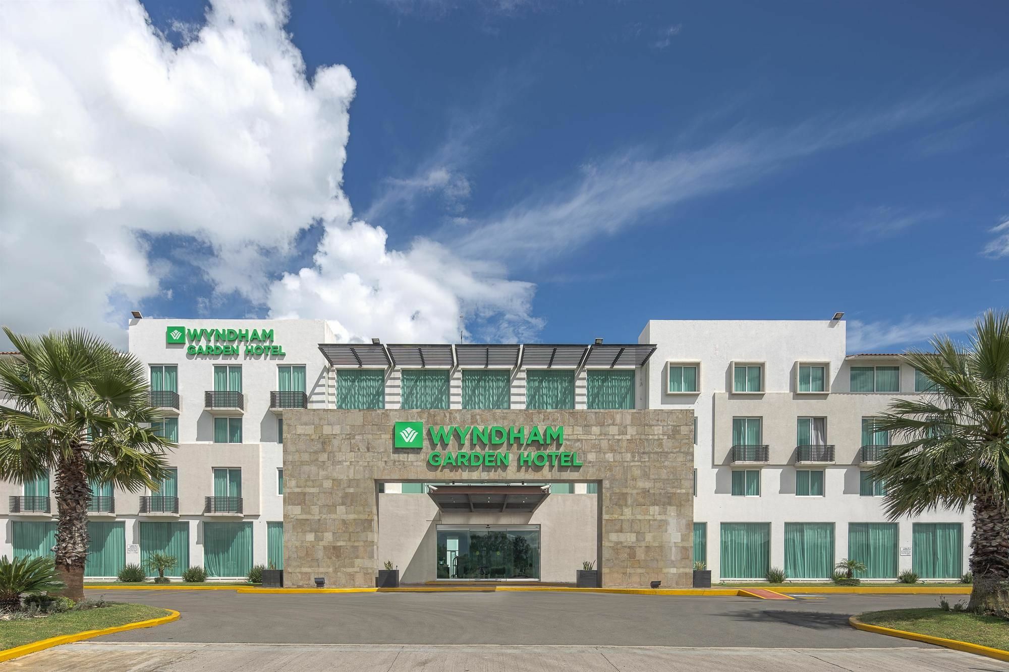 Готель Wyndham Garden Silao Bajio Aeropuerto Екстер'єр фото